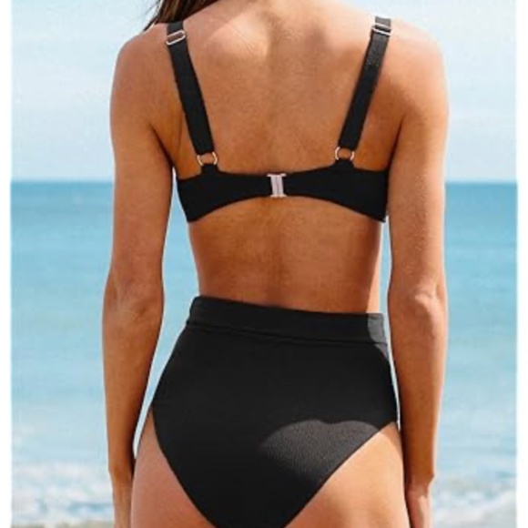 CUPSHE Two Piece Bowknot Belted Swimsuit - Picture 2 of 6